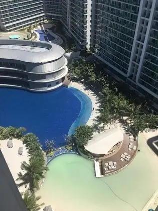 Azure Residences Condominium Daily Rental - Havuz