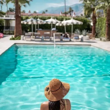 Azure Sky Hotel - Adults Only - Havuz