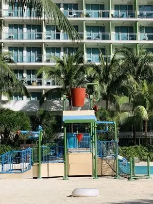 Azure Urban Resort And Residences - Dış Mekan