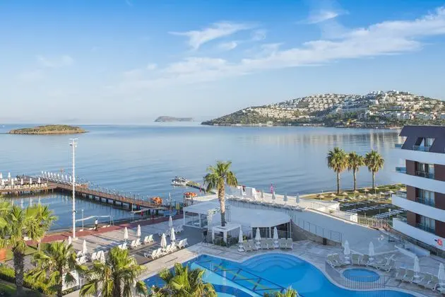 Azure By Yelken Hotel - 9