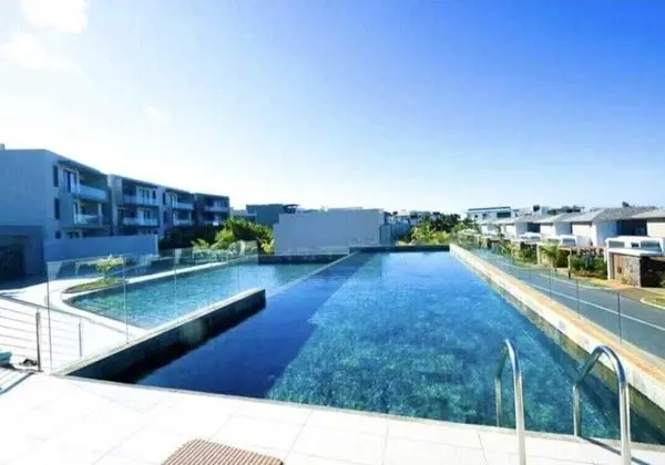 Azuri Apartment with Beach, Pools, Gym, Restaurants, Spa, Boats, kids Corner - Havuz