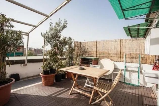 Azzarita in Bologna With 1 Bedrooms and 1 Bathrooms