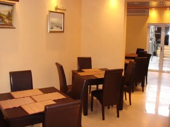 Azzuro Apartments - Lobi
