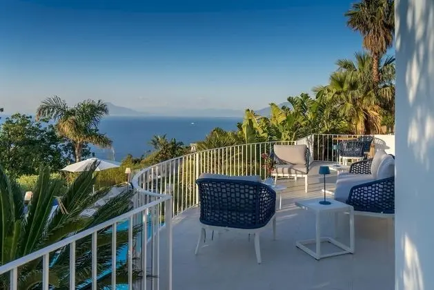 Villa Azzurra - by Elite Villas