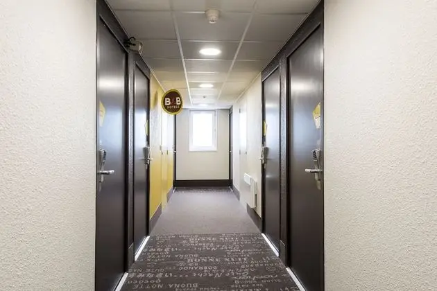 B&B Hotel Annecy - İç Mekan