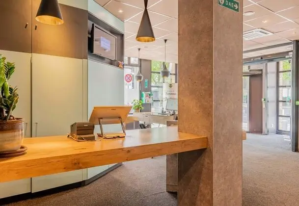 B&B Hotel Arras Centre Les Places - Lobi