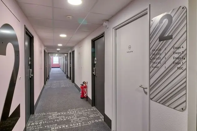 B&B Hotel Bayonne Tarnos - İç Mekan