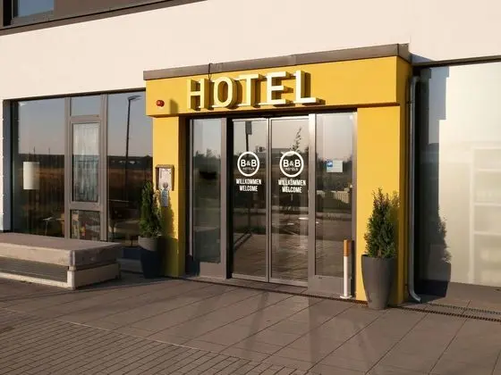 B&B Hotel Berlin-Airport - Dış Mekan