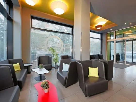 B&B Hotel Berlin-Tiergarten - Lobi