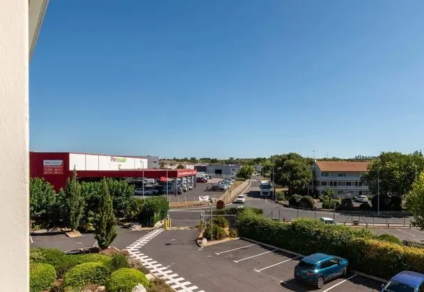 B&B Hotel Beziers - Dış Mekan