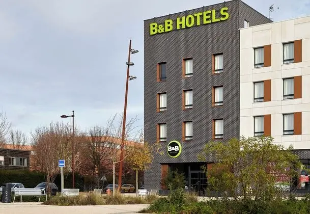 B&B Hotel Bois D'Arcy Saint Quentin en Yvelines - Dış Mekan