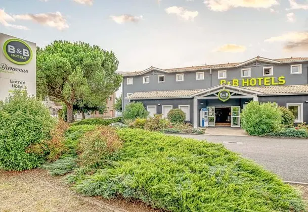 B&B Hotel Bordeaux Mérignac Aéroport - Dış Mekan