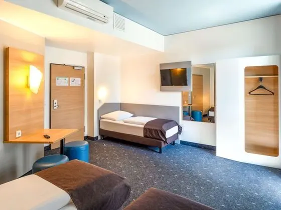 B&B Hotel Braunschweig-City - 1