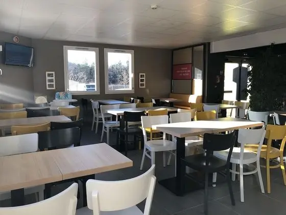 B&B Hotel Brive-La-Gaillarde - Yerinde Yemek