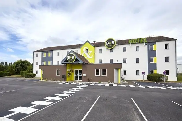 B&B Hotel Caen Mémorial