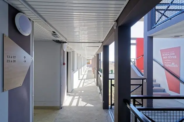 B&B Hotel Chateauroux Aéroport - 2 - Dış Mekan