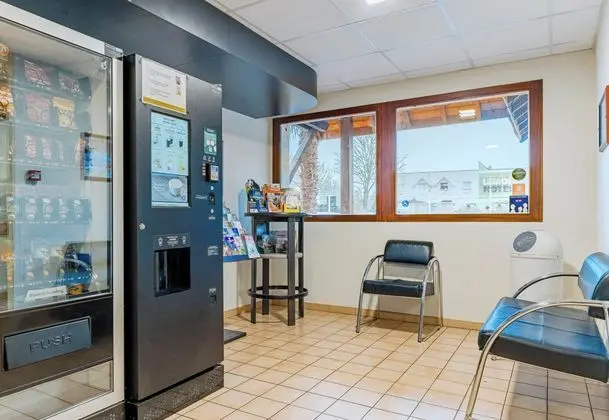 B&B Hotel Chatellerault - Lobi