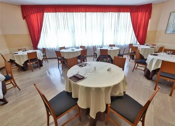 B&B Hotel COMO City Center