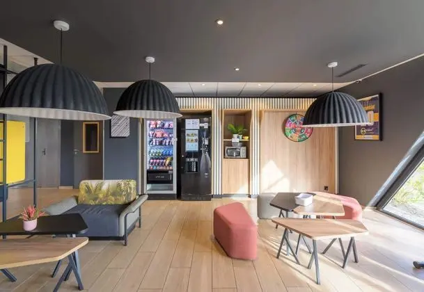 B&B Hotel Compiègne - Lobi