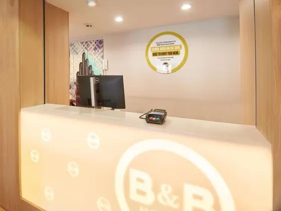 B&B Hotel Darmstadt - Lobi