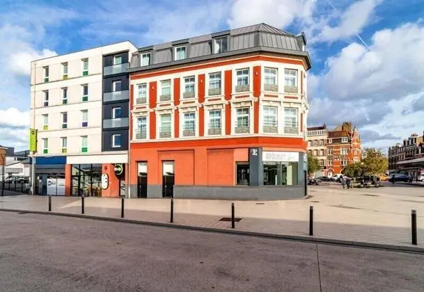 B&B Hotel Dunkerque Centre Gare - Dış Mekan