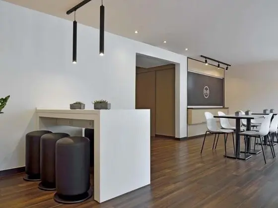 B&B Hotel Düsseldorf-Ratingen - Yerinde Yemek