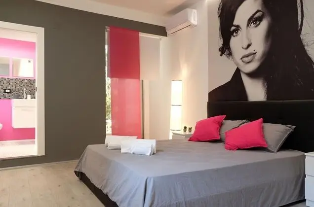 B&B Elmi - Öne Çıkan Resim