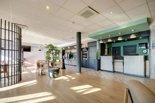 B&B Hotel Epernay - Lobi