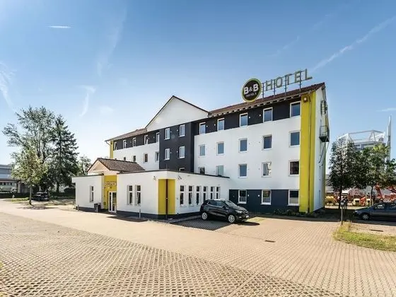 B&B Hotel Freiburg-Nord - Dış Mekan