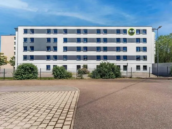 B&B Hotel Freiburg-Süd - Dış Mekan