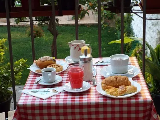 B&B In giro per Napoli - Öne Çıkan Resim