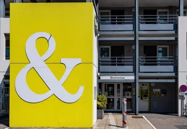 B&B Hotel Grenoble Université - Dış Mekan