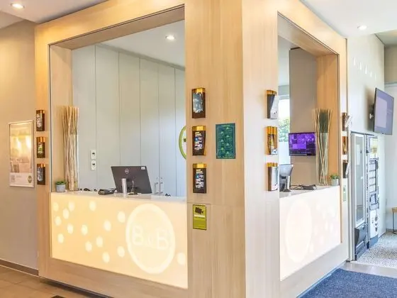 B&B Hotel Hamburg-Nord - Lobi