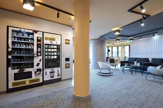 B&B Hotel Hannover-City - Lobi