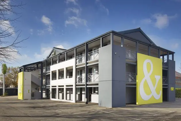 B&B Hôtel Lyon Saint Priest