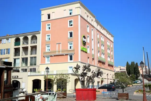 B&B Hôtel MARTIGUES Port de Bouc
