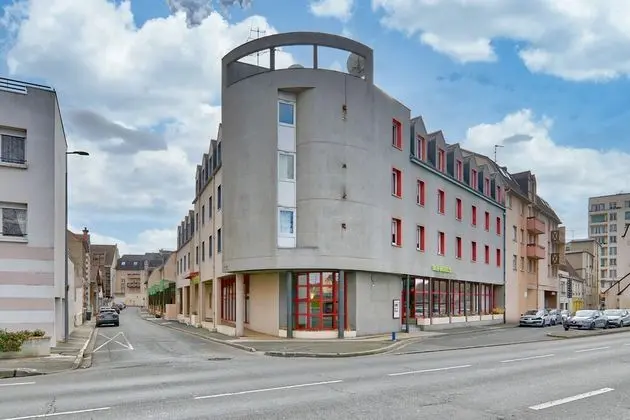 B&B Hôtel Montluçon Centre