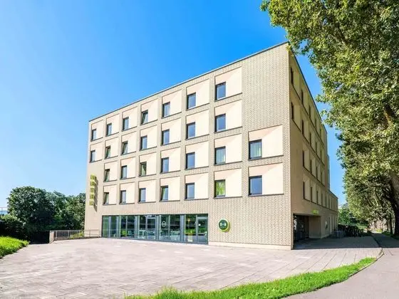 B&B Hotel Karlsruhe - Dış Mekan