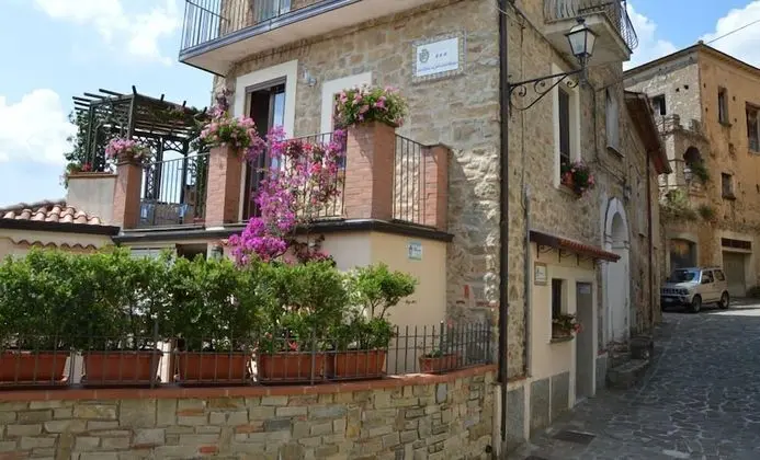 B&B La Casa al Piccolo Borgo