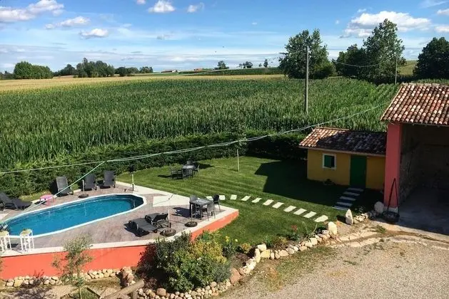 B&B La Valle Dei Vigher - Havuz