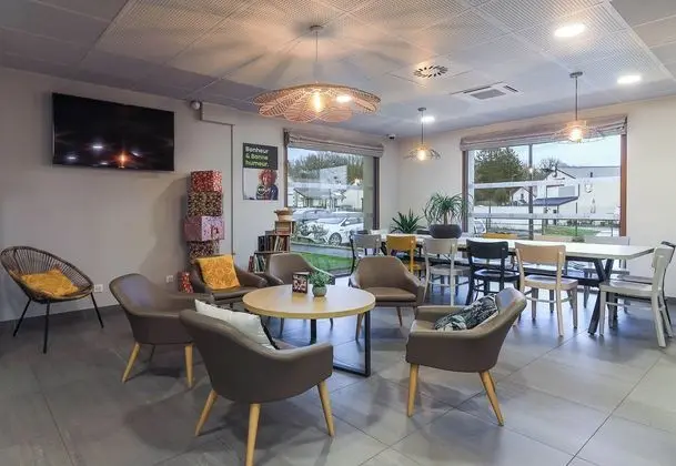 B&B Hotel Le Creusot Montchanin - Lobi