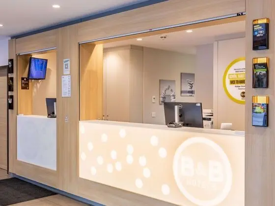 B&B Hotel Lüneburg - Lobi