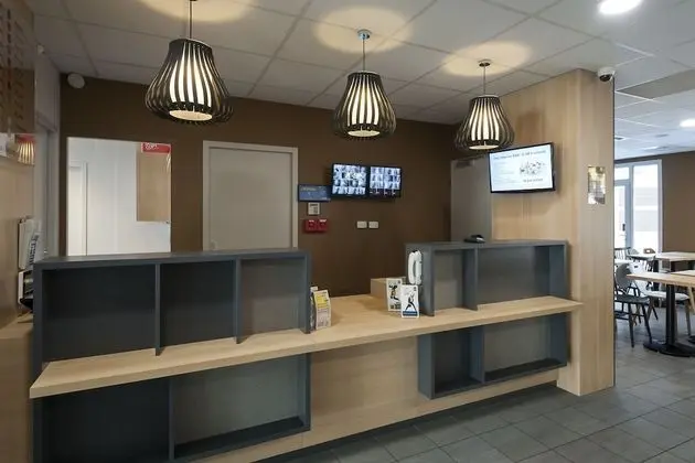 B&B Hotel Lyon Caluire Cité Internationale - Lobi