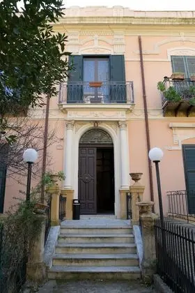 B&B Mansion Villa Pirandello - Dış Mekan
