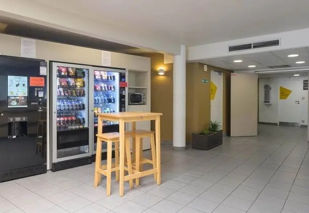B&B Hotel Marne-La-Vallee Bussy - Lobi