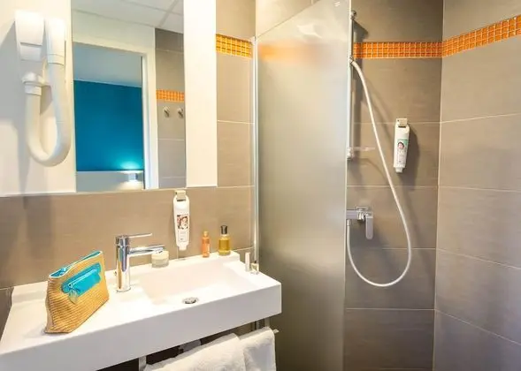 B&B Hotel Marseille Centre La Timone - Banyo Tipleri