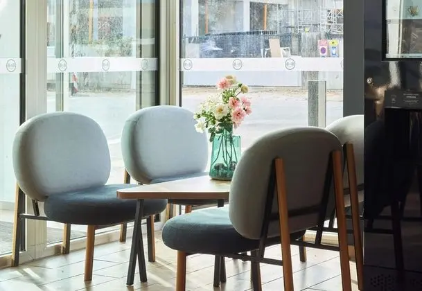 B&B Hotel Massy Gare TGV - Lobi