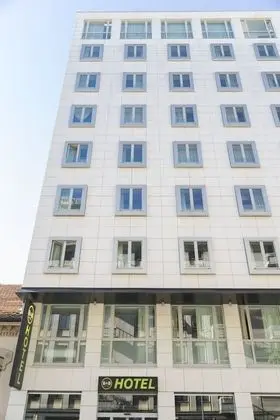B&B Hotel Milano Central Station - Dış Mekan