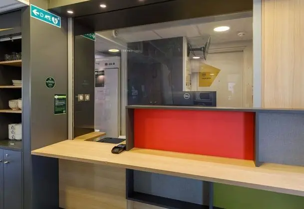 B&B Hotel Moulins - Lobi
