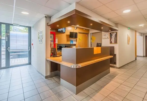 B&B Hotel Mulhouse Centre - Lobi